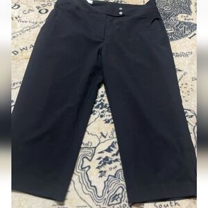 Monterey Club Size 8 Black Golf Capris